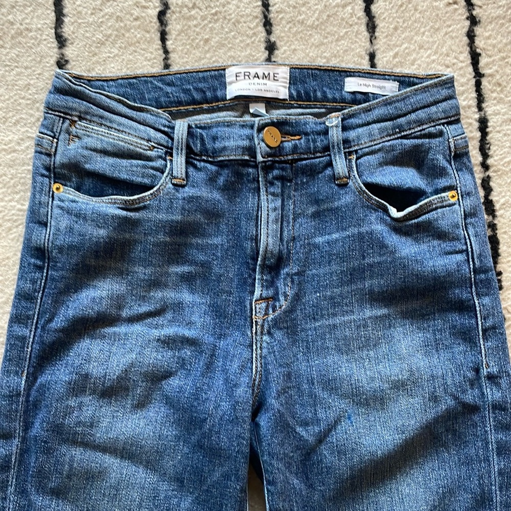 Frame Le High Straight Jeans
